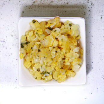 Ananas, oignon et coriandre 150g